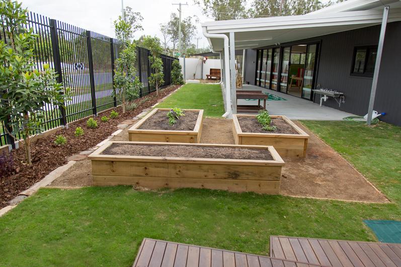 C&K Ripley Outdoor Garden Beds
