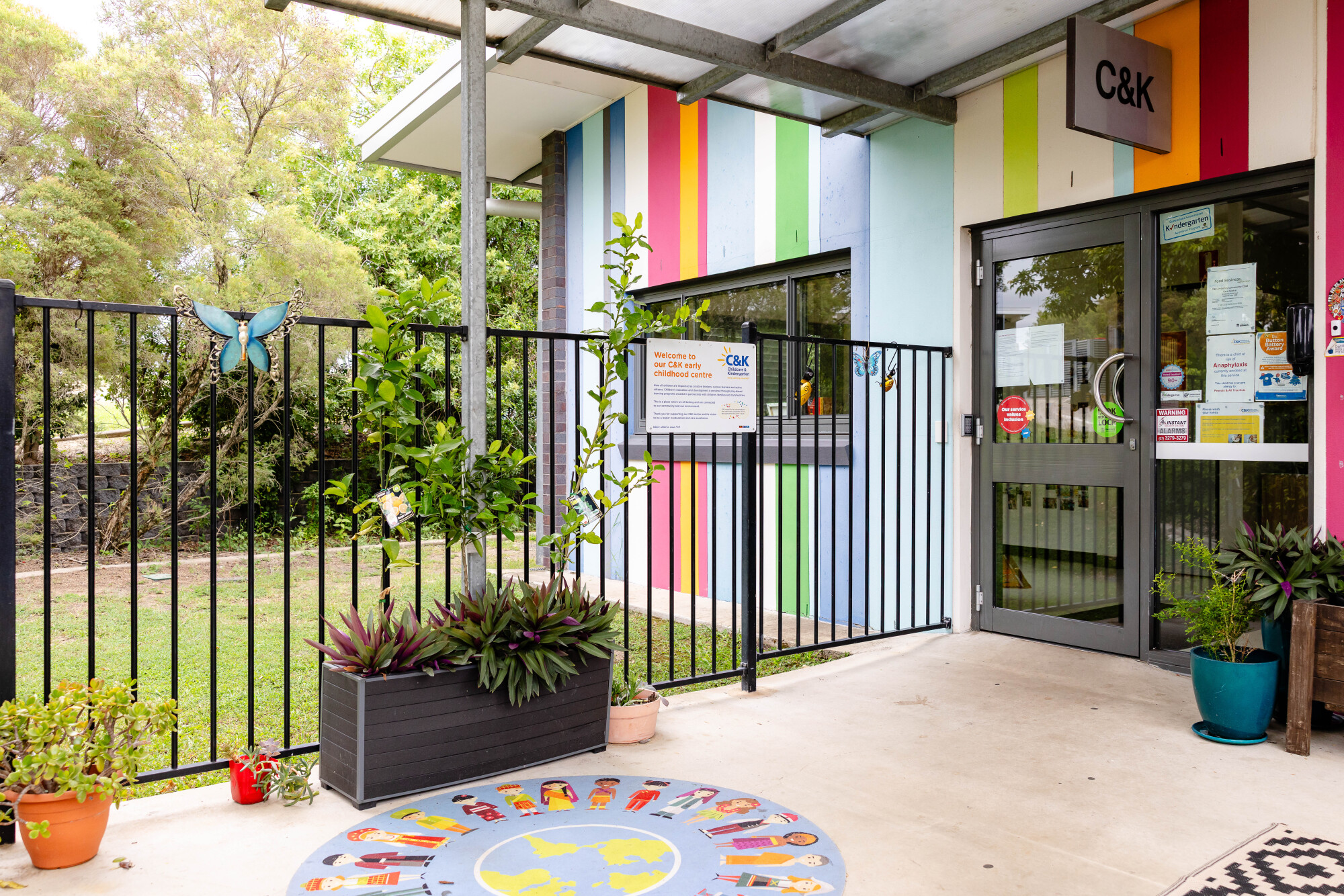 C&K Amberley - entrance to centre