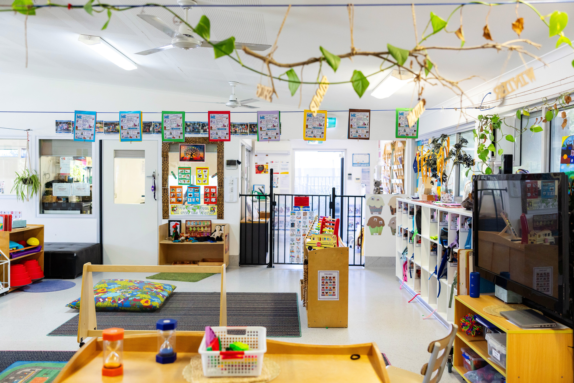 C&K Eagleby South - indoor space