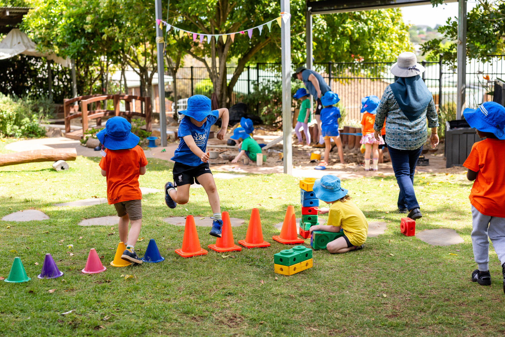 C&K Gabbinbar - children playing in outdoor space