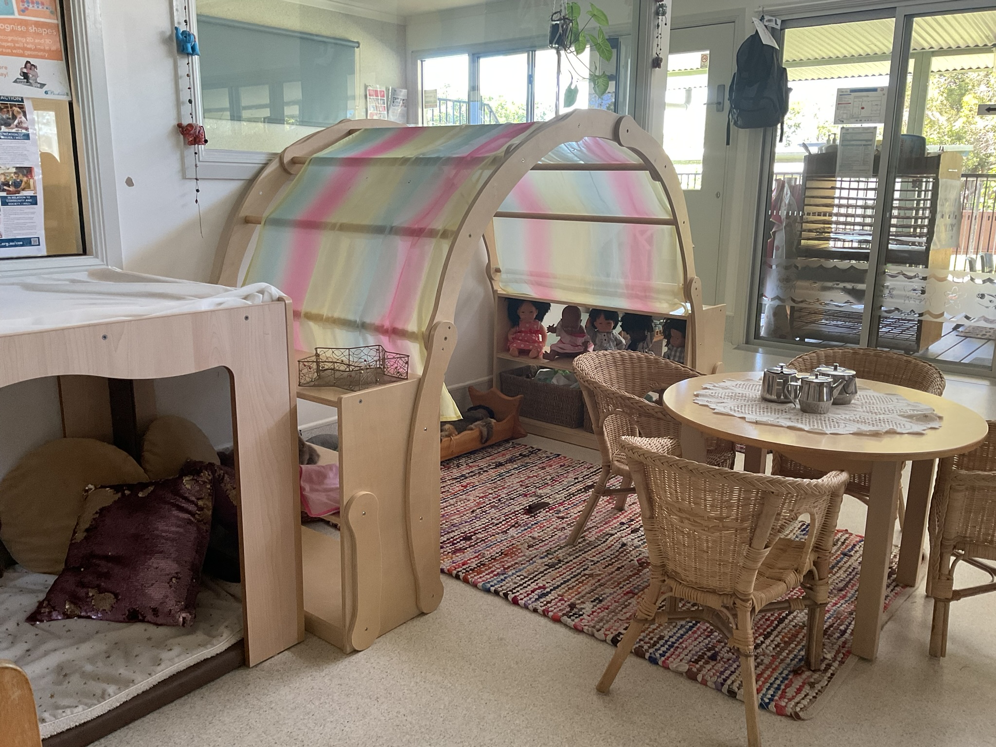 C&K Tin Can Bay - indoor space