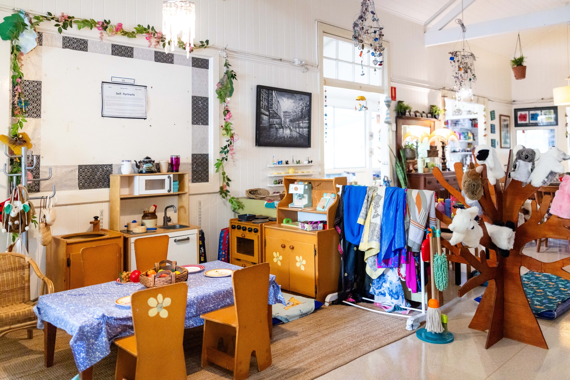 C&K Paddington -  indoor classroom with home corner