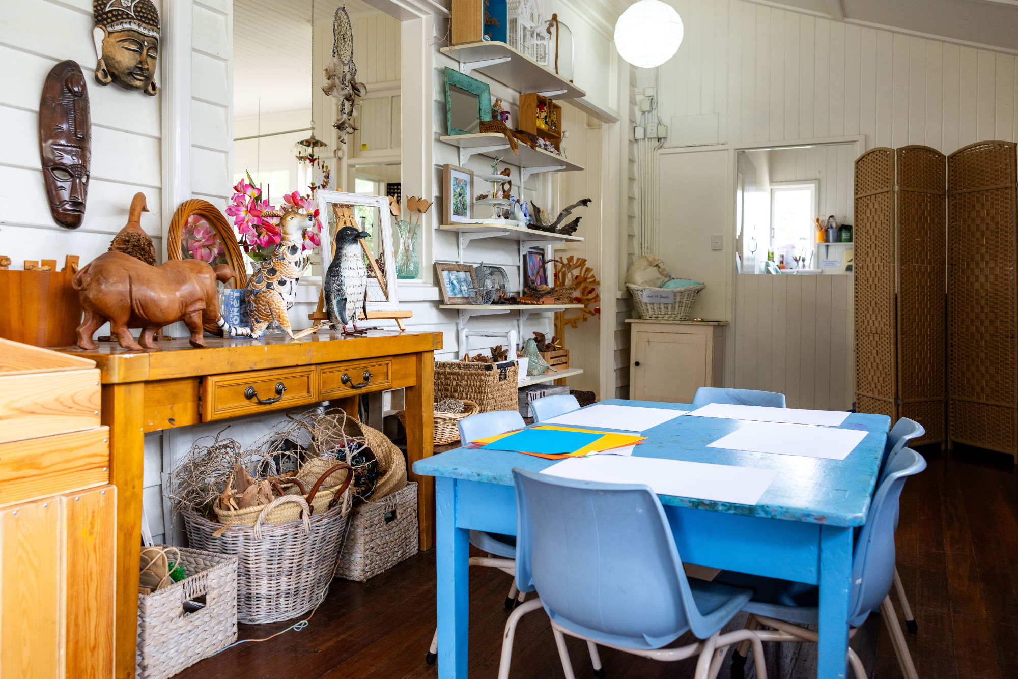 C&K Paddington - indoor classroom with table and chairs