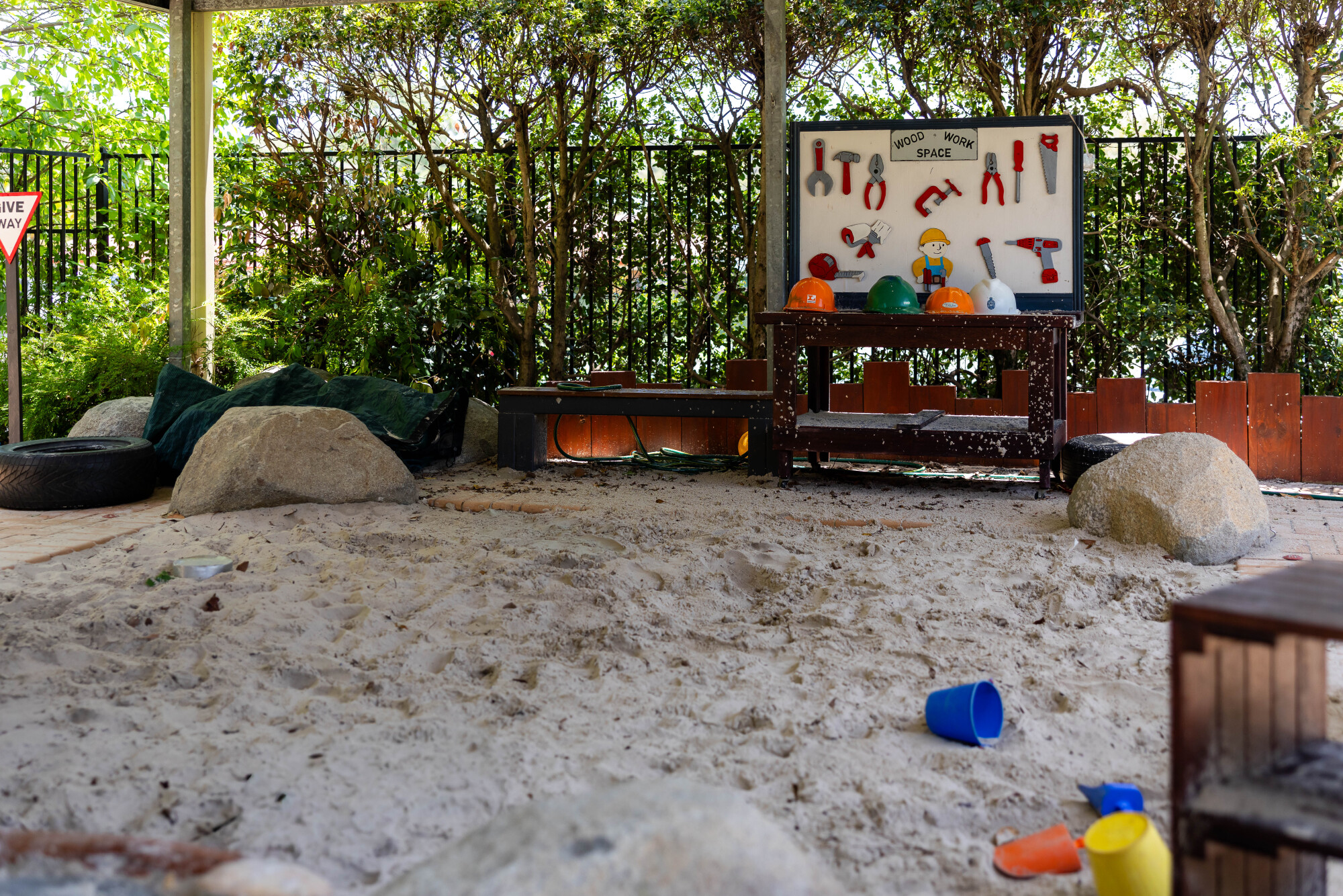 C&K Rochedale South - sand pit with woodwork station