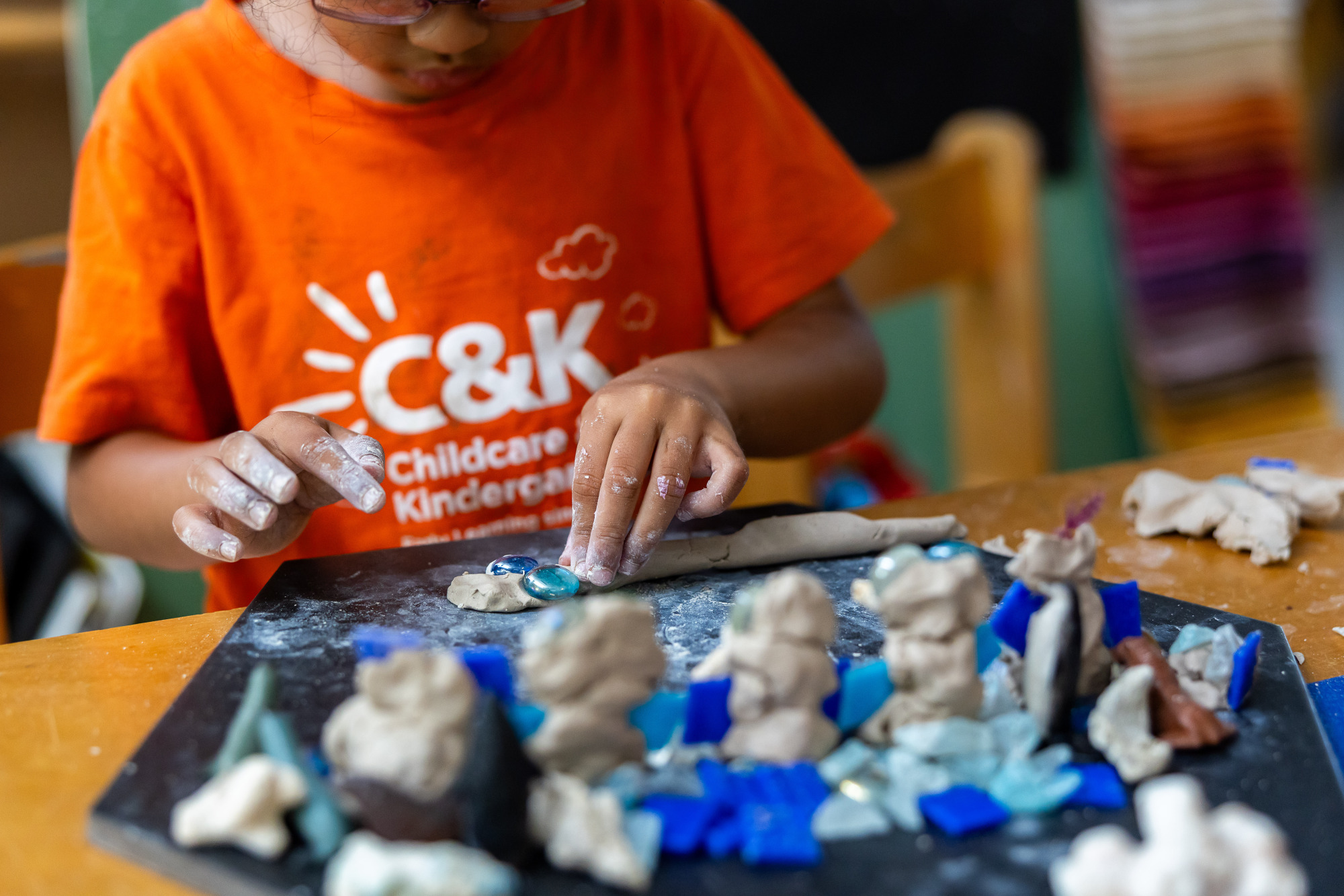 C&K Seven Hills - child sculpting clay