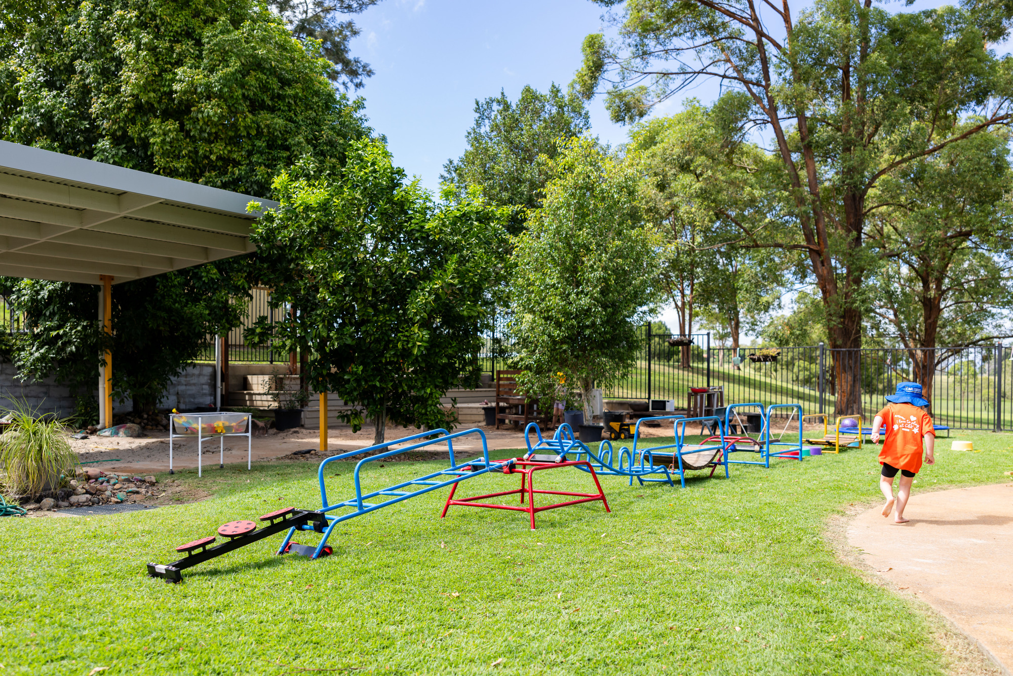 C&K Woodhill - outdoor space with obstacle course